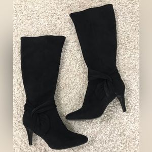 Black Boots  Size 8